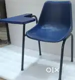 Student Writing Chair with Attached Desk – Great Condition!