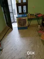 For rent in sant nagar