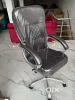 Mini boss chair with high back