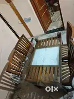 4 chairs Dining table