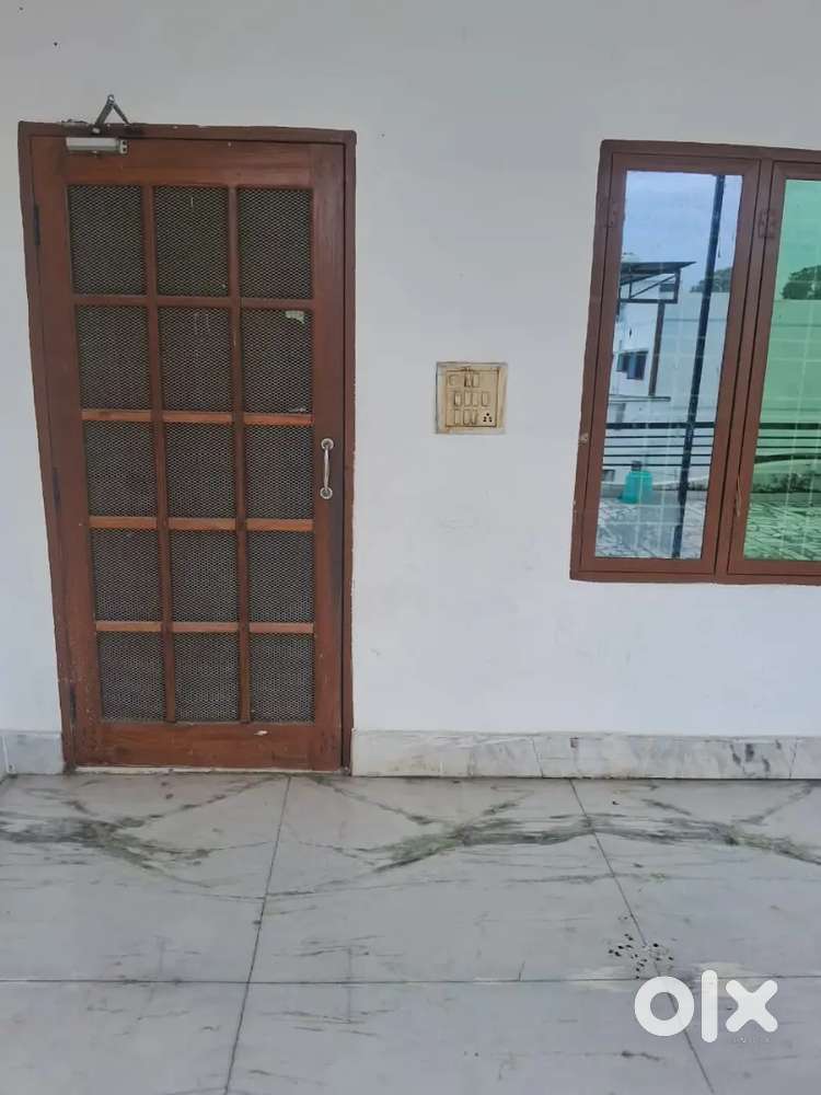 Room for rent on kailashpur road