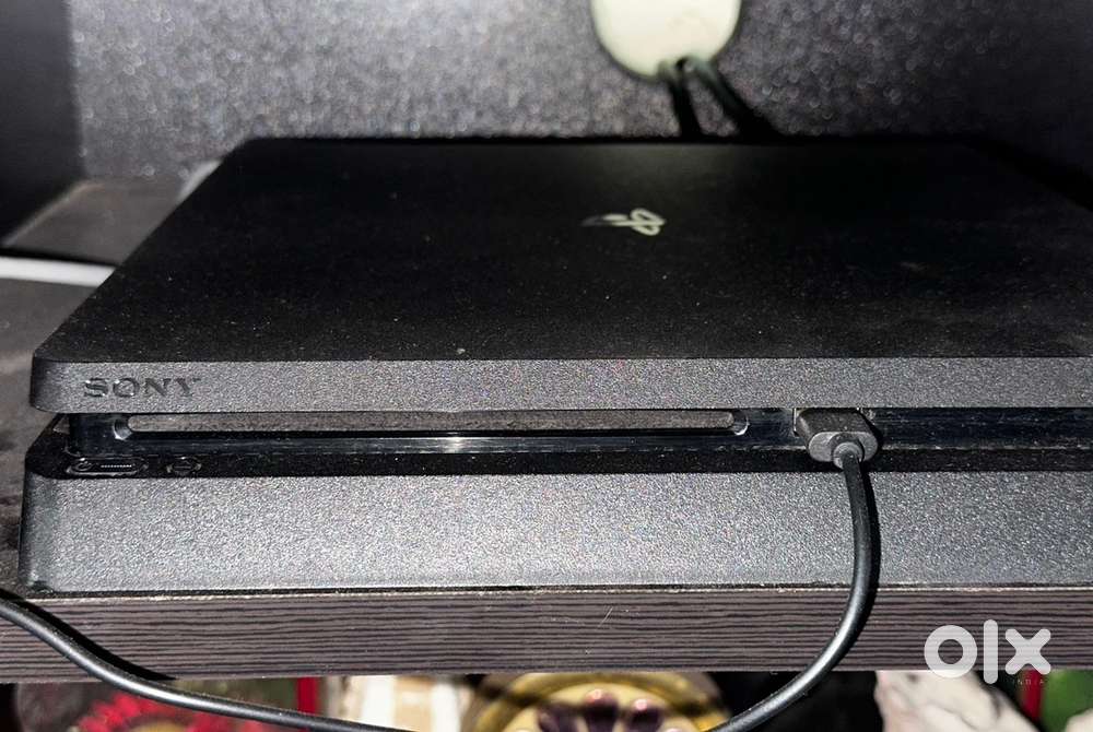 PS4 Slim 1TB Cracker Version 11.O