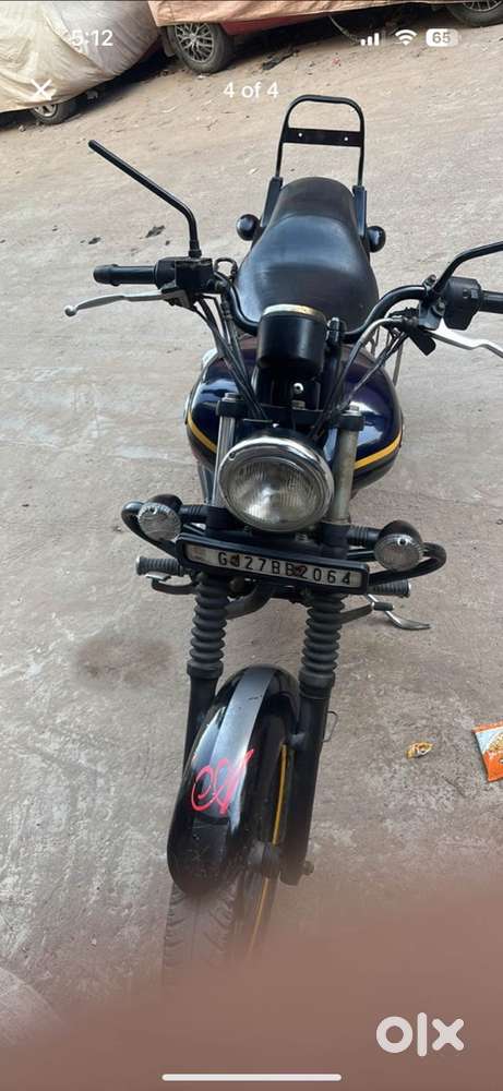 urgent sell my Bajaj avenger 2016 mint condition