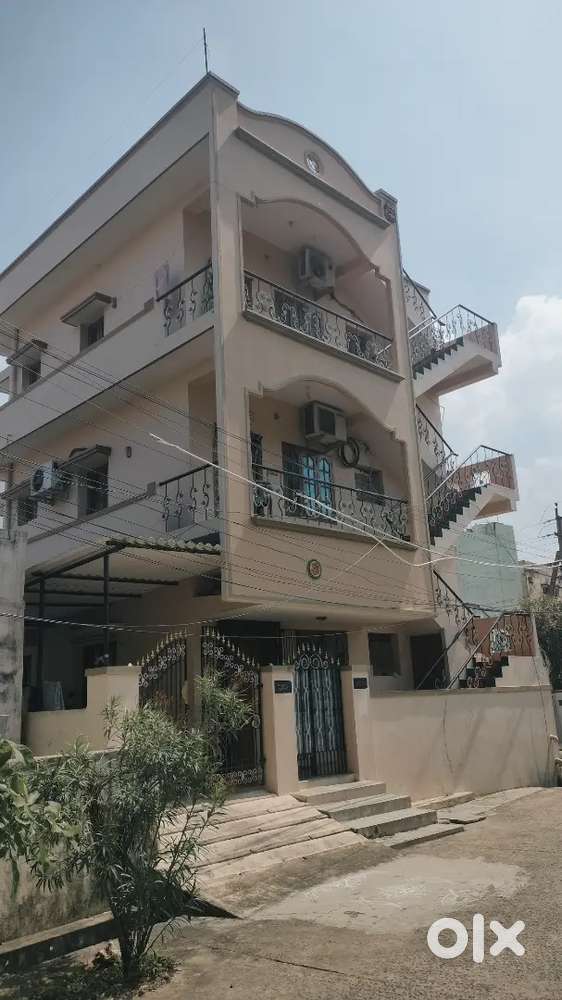 CURRENT OFFICE SIDE 18 ANK G+3 HOUSE SINGLE BEDROOMS HOUSE