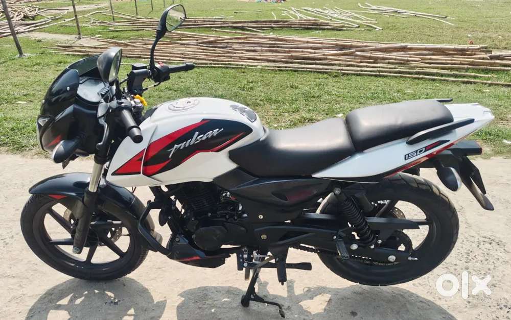 Bajaj pulsar 150 (2021) model dual disc abs