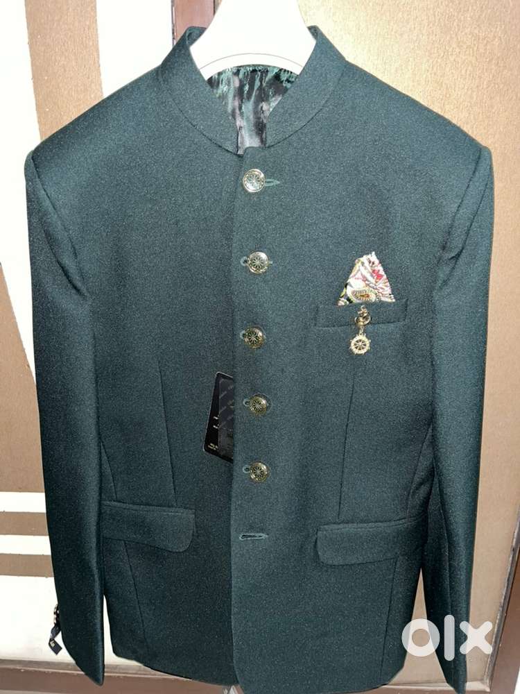 JODHPURI SUIT SET - Brand new set with tag and cover