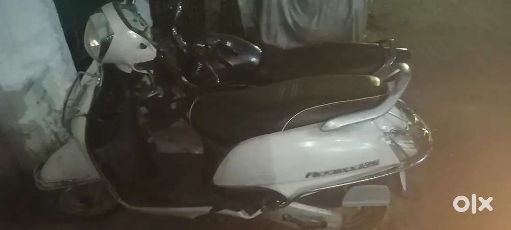 Access white colour