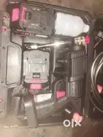 Car cleaning motor and dust cleaner in car