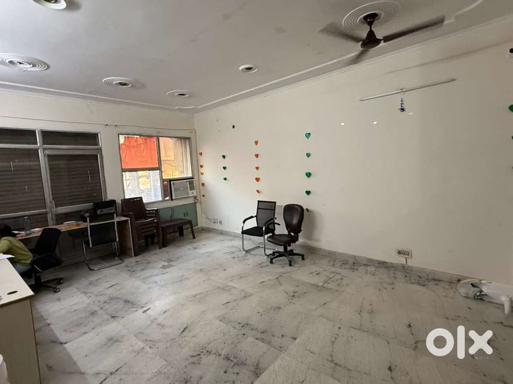 Commercial shop/office available for rent near dwarka expressway122017