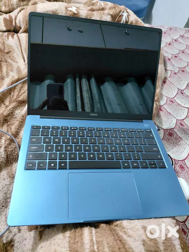 Realme Book i3 11th gen 8gb ram 256gb ssd