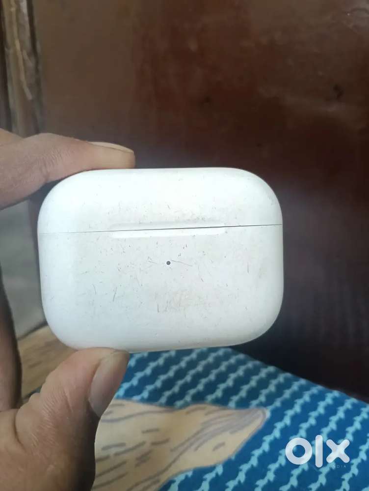 Airpods pro 2   only 40 days old
