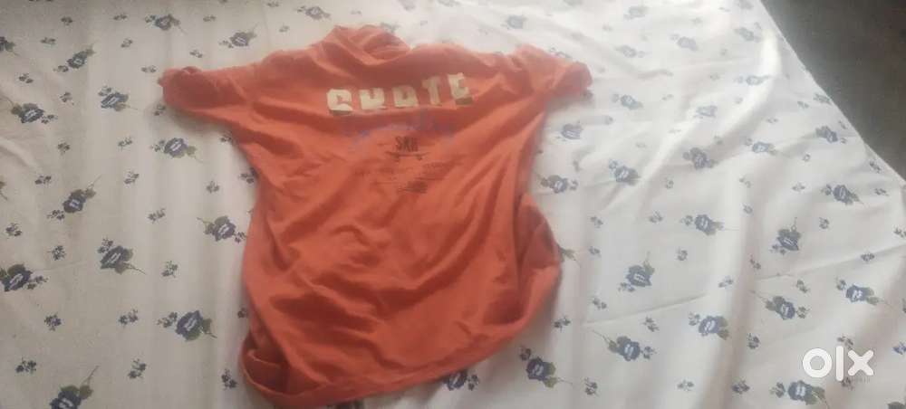 A orange clour t shirt