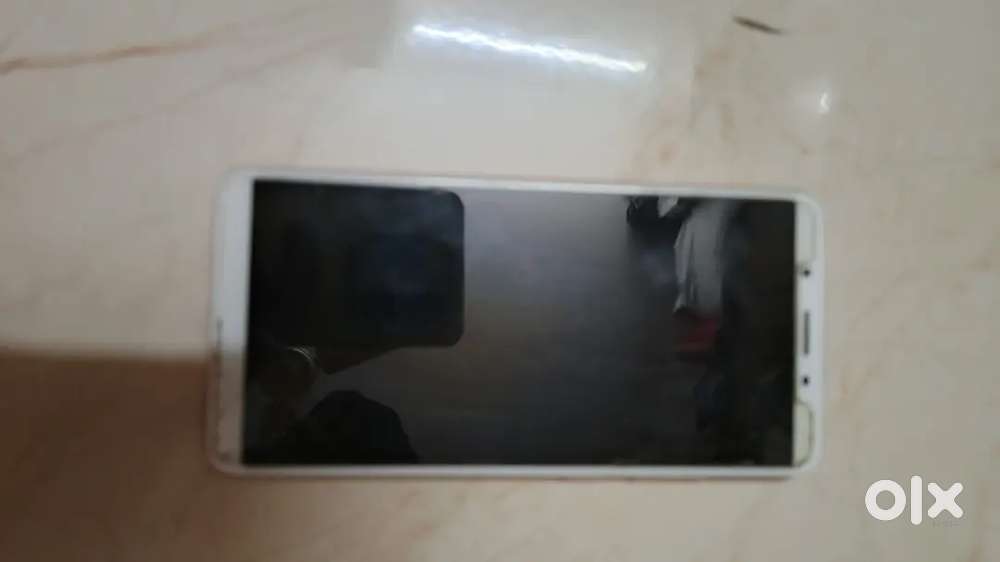 Fully working mobile. 4 + 32