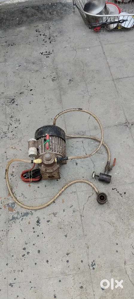 ગેસ ભરવાની મોટર છે ચાલુ છે ગુડ કડિશન