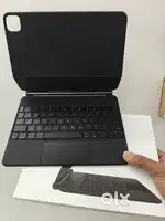 Apple Magic Keyboard for 11 inch Ipads.