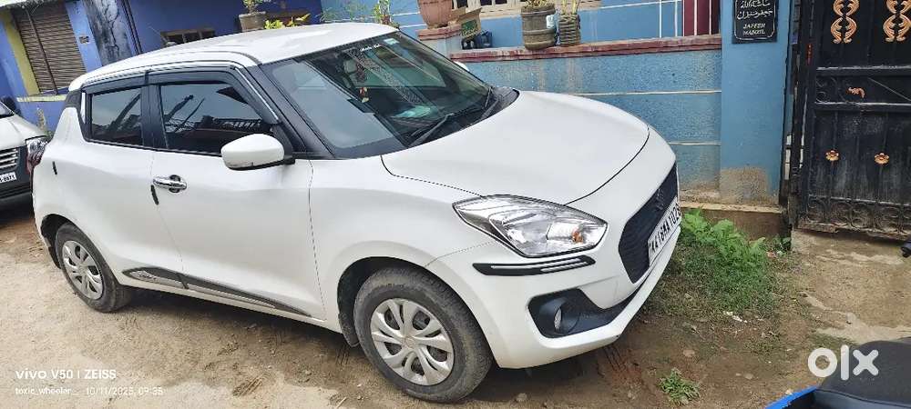 Maruti Suzuki Swift 2021 Petrol 65000 Km Driven