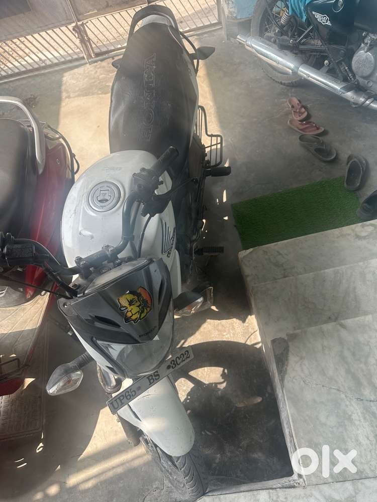 Very good condition bike, driven only 16k KMS, used by only one person