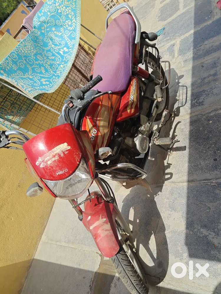 Hero Hf Deluxe model 15/12/2017  good condition