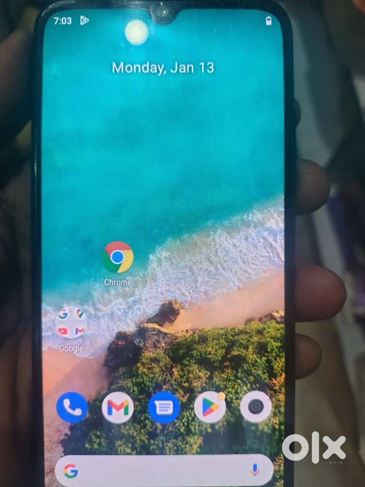 Sell 1 year old phone with charger & bill