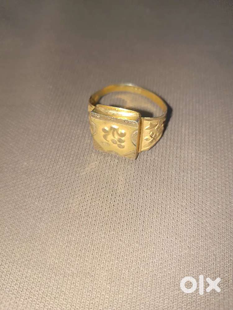 Gold fancy stylish ring