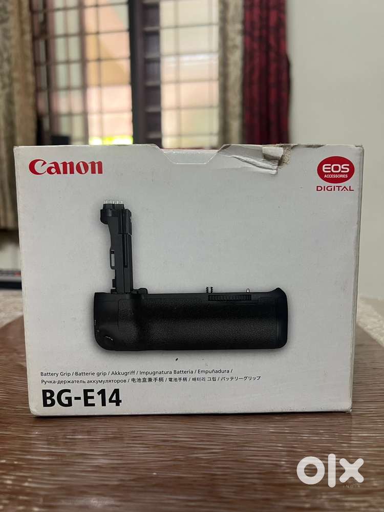 Canon battery grip BG-E14 for Rs. 7500