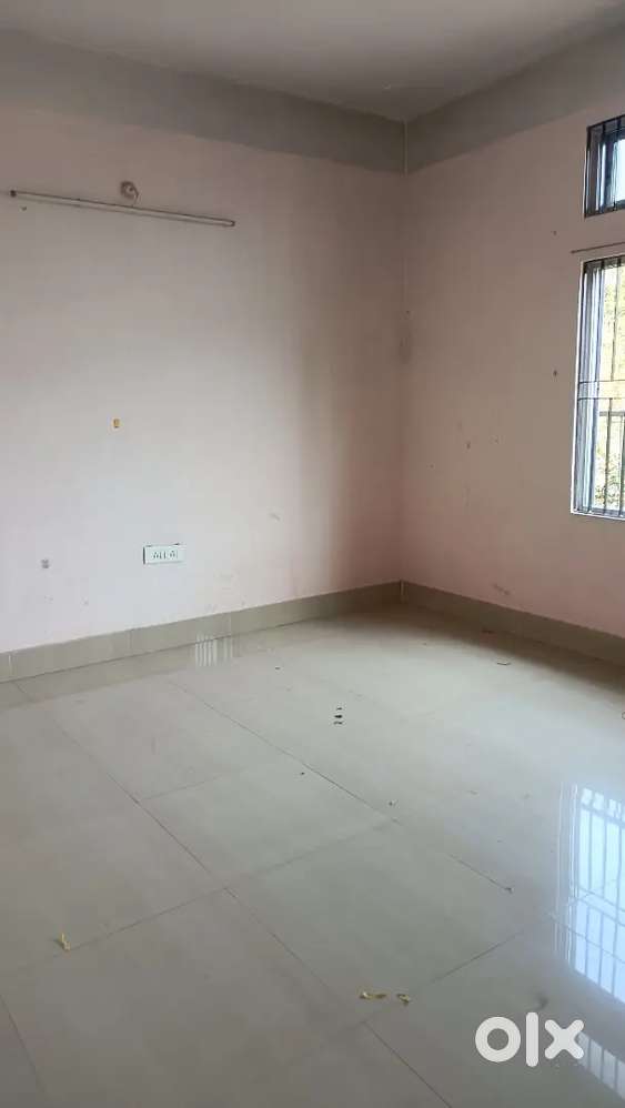 2 bhk flat with 2 washroom at silpukhuri