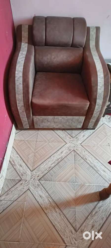 3 seater sofa and 2 nos. single seater sofa