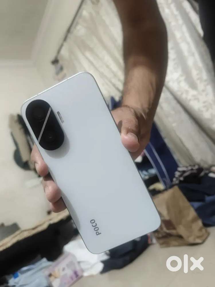 Poco F7 mobile