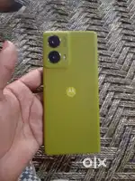 moto g85 5 month old only best wight less phone