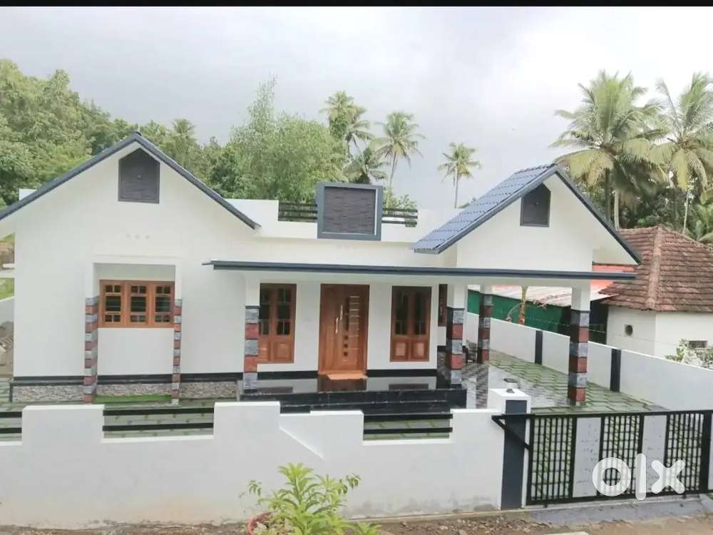 വാഴക്കുളം ഭാഗത്ത് പുതിയ വീട് വിൽപ്പനയ്ക്ക്