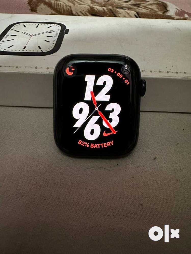 apple watch series 7 45mm gps and perfect condition