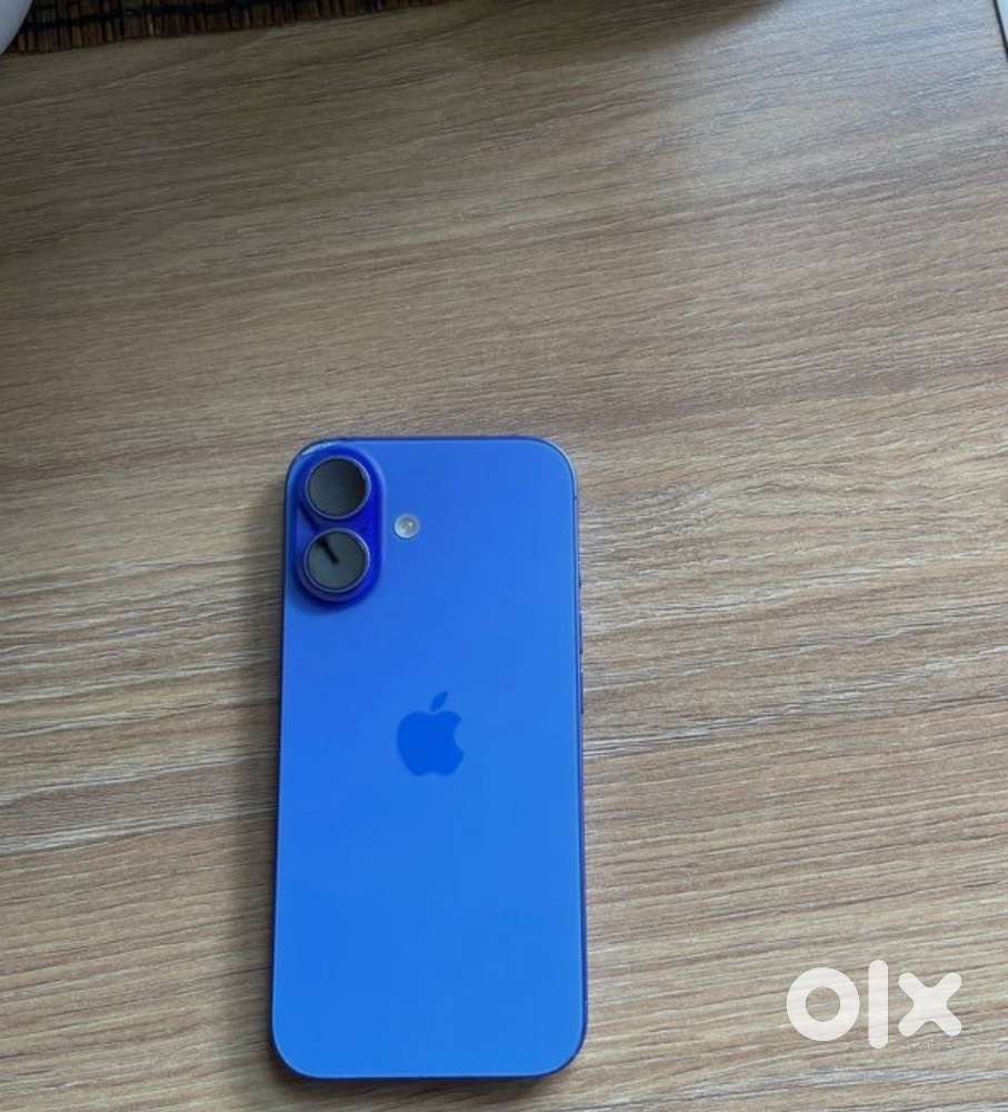 I phone 16 256 gb (6 months old) with bill, box cable