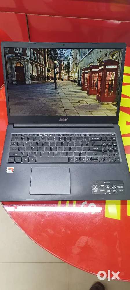 4 gb ram amb A4 Radeon R3 1 tb hardisk