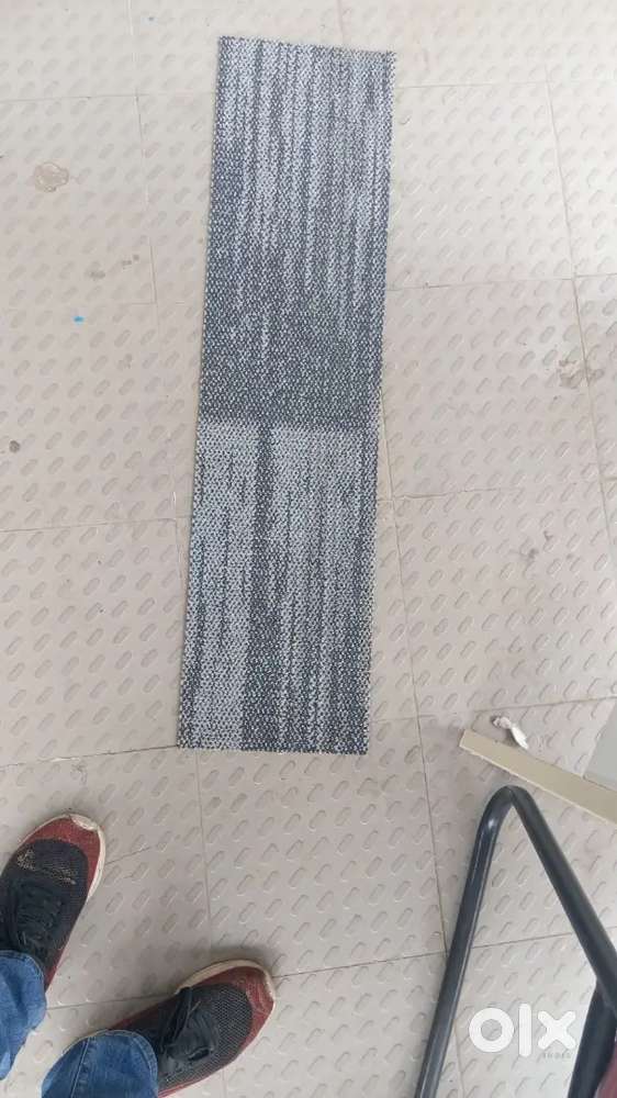 Office flooring mats available in excellent condition