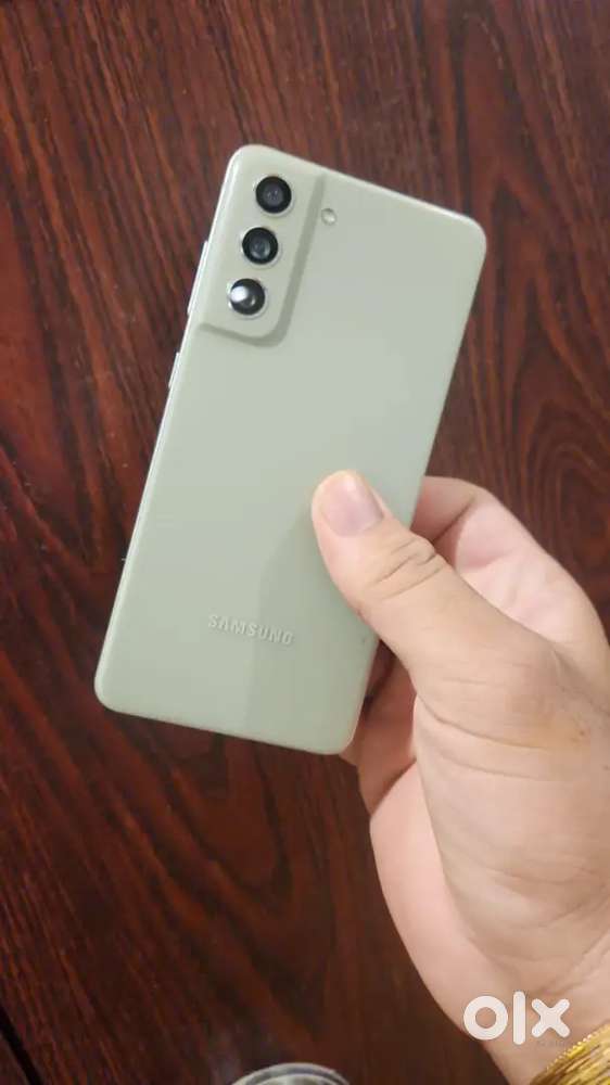 S21fe 8/128gb with original charger only delhi