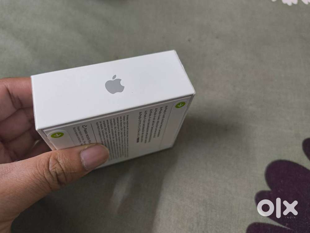 Selling New Apple AirPods 4(ANC)  Sealed Box  Full Warranty 14,000