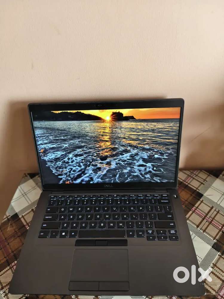 Dell laptop 5400 i5-8th 16gbram 256gb SSD nvme