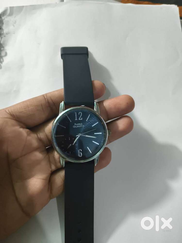 Famous Humt 'Quartz  Watch