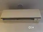Daikin 1.5 Ton 3 Star Inverter AC