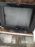 Lg old model tv sell because speaker demaged picture are clear good...
