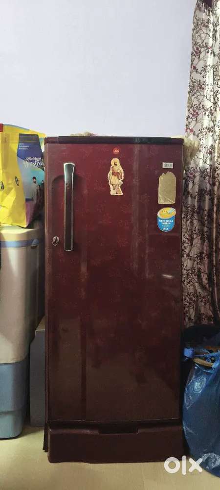 LG Fridge 170lit