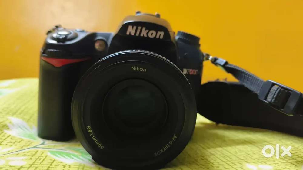 Nikon D7000 DSLR With Nikon 50 mm 1.8G Lens Good Condition