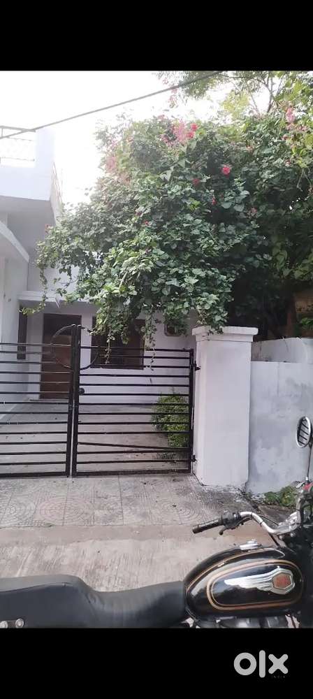 Haati rod chitrakoot rod se mattr 200 meetar daamar rod se laga hua