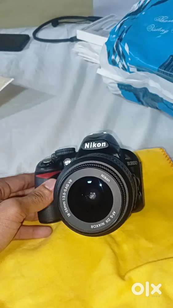 Nicon D3100& Apple MacBook Air