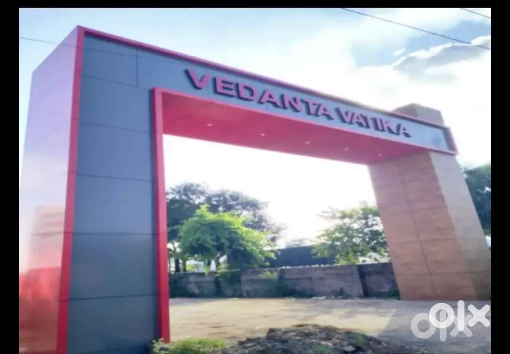 Prime plot at society main road At Hirapur Tatibandh