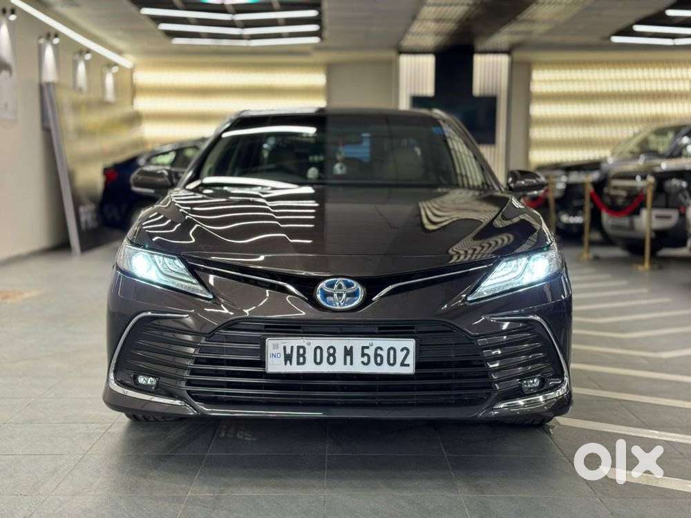 Toyota Camry, 2022, Petrol