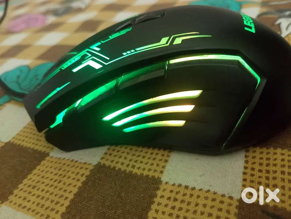 Lenovo Legion M200 Gaming Mouse – RGB Lighting, 2400 DPI,
