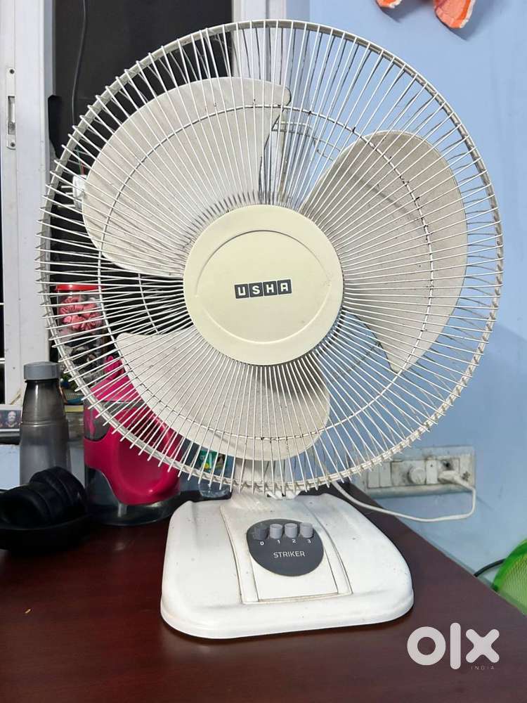 Usha Striker (Table Fan)