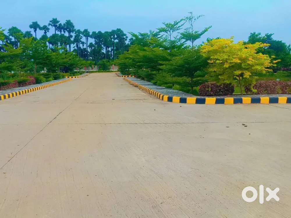 GATED COMMUNITY PLOT FOR SALE.