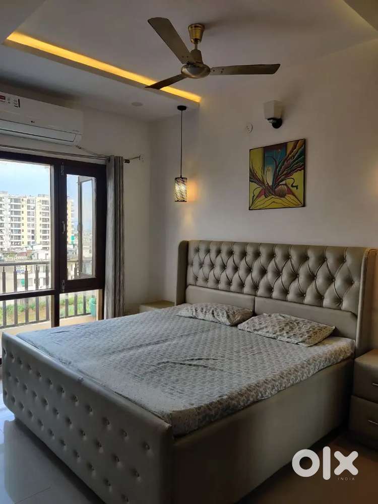3 BHK FLAT FOR RENT AVENUE TOWER SUNNY ENCLAVE